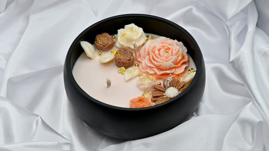 Floral decorated candle in 8 inch acacia wood bowl