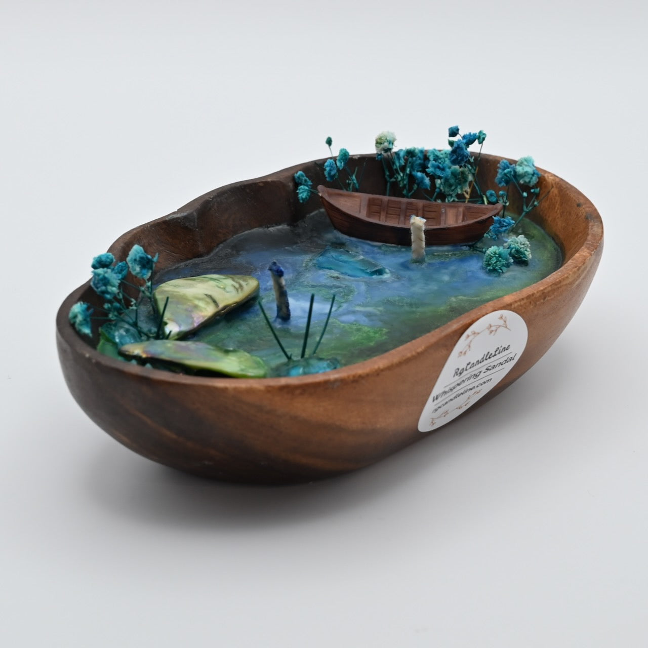 Artistic Wooden Tray Candle with Ocean Bloom Design